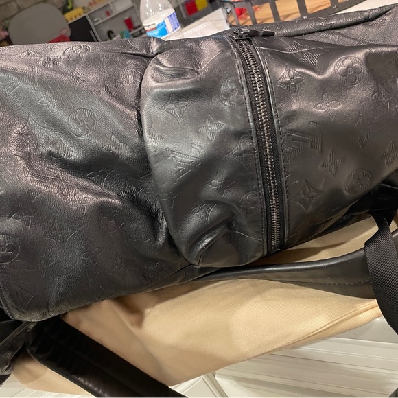 Louis Vuitton discovery backpack - used like new - Picture 6 of 11